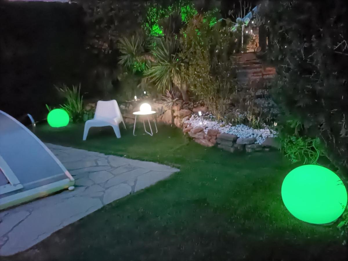 Casa Acogedora Familiar Con Piscina Pallejá المظهر الخارجي الصورة